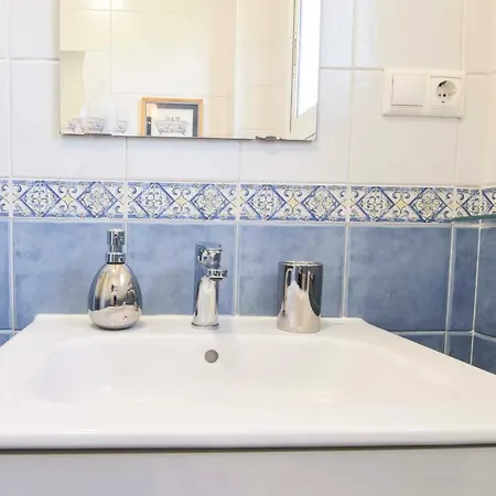 Letmalaga Bay Views Апартаменты